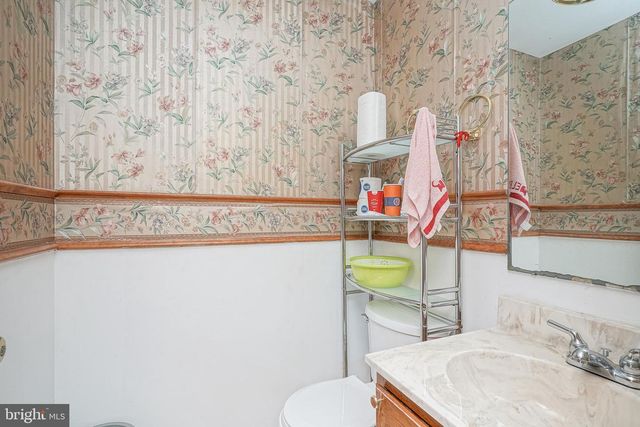 209 VERMILLION LN, Glassboro, NJ 08028