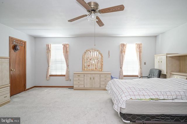 209 VERMILLION LN, Glassboro, NJ 08028