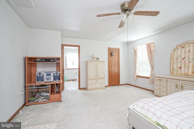 209 VERMILLION LN, Glassboro, NJ 08028