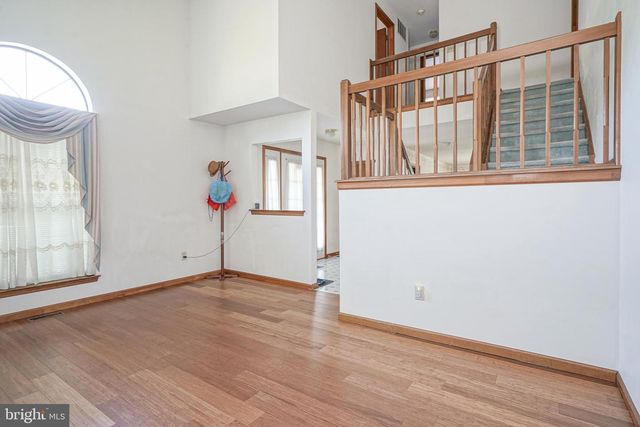209 VERMILLION LN, Glassboro, NJ 08028