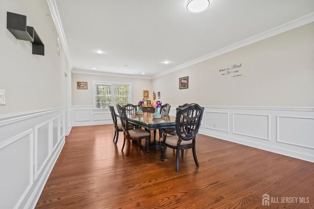 39 Friendship Road, Cranbury, NJ 08512