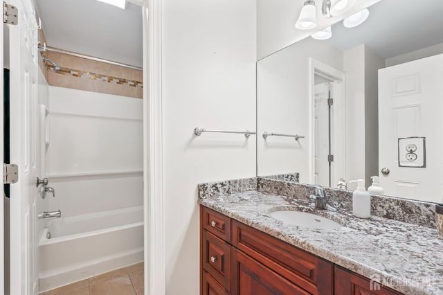 39 Friendship Road, Cranbury, NJ 08512