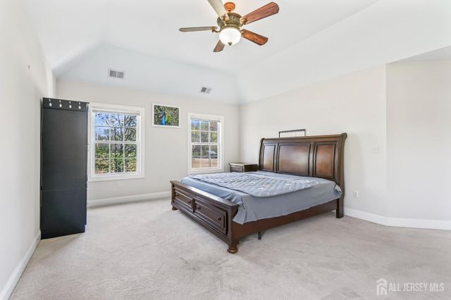 39 Friendship Road, Cranbury, NJ 08512