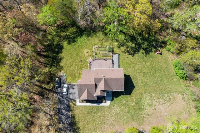 39 Friendship Road, Cranbury, NJ 08512