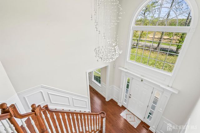 39 Friendship Road, Cranbury, NJ 08512