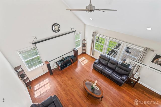 39 Friendship Road, Cranbury, NJ 08512