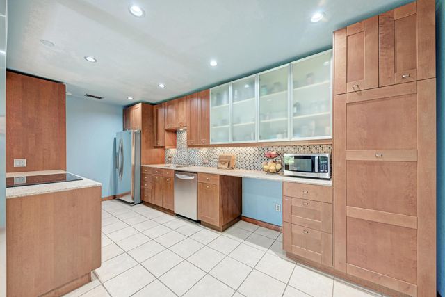 8210 Bent Tree RD 138, Austin, TX 78759