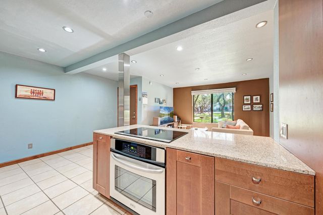 8210 Bent Tree RD 138, Austin, TX 78759