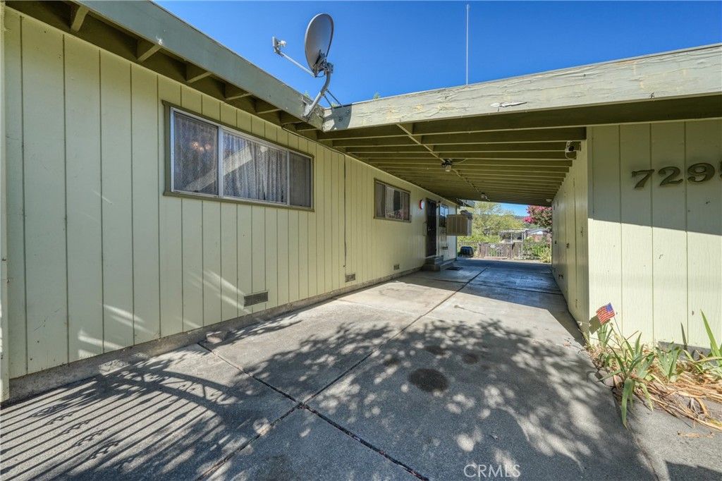 Image 13 of property listing at 7295 Marina Court, Clearlake, CA 95422