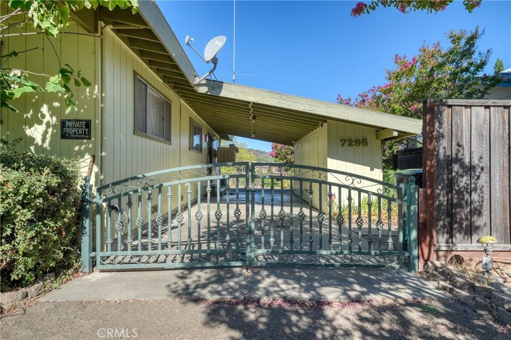Image 6 of property listing at 7295 Marina Court, Clearlake, CA 95422