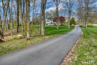 11 Hally Lane, Colchester, CT 06415