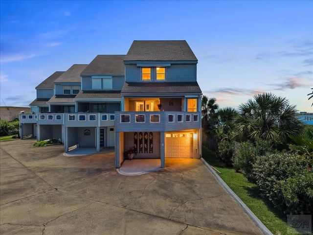 8111 Broadway Street # 4, Galveston, TX 77554