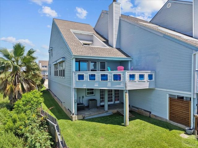 8111 Broadway Street # 4, Galveston, TX 77554