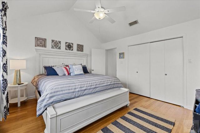 8111 Broadway Street # 4, Galveston, TX 77554