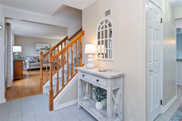 1 Shadow Vale Drive, Penfield, NY 14526