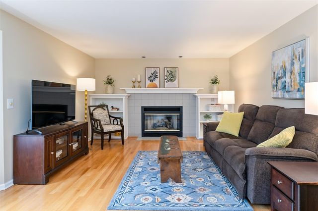 1 Shadow Vale Drive, Penfield, NY 14526