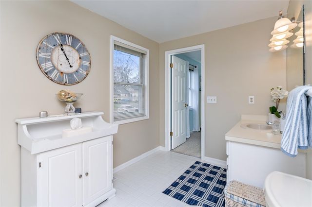 1 Shadow Vale Drive, Penfield, NY 14526