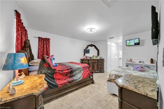 3009 30th ST W, Lehigh Acres, FL 33971
