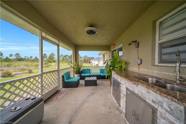 3009 30th ST W, Lehigh Acres, FL 33971