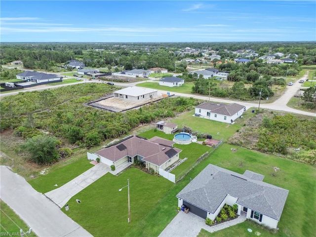3009 30th ST W, Lehigh Acres, FL 33971