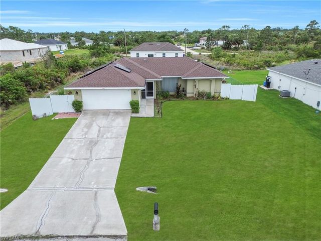 3009 30th ST W, Lehigh Acres, FL 33971