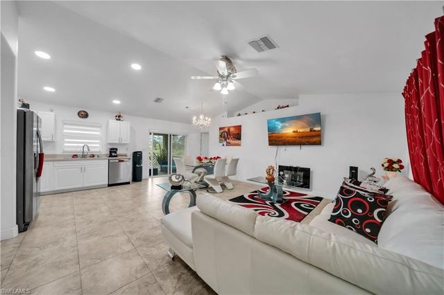 3009 30th ST W, Lehigh Acres, FL 33971
