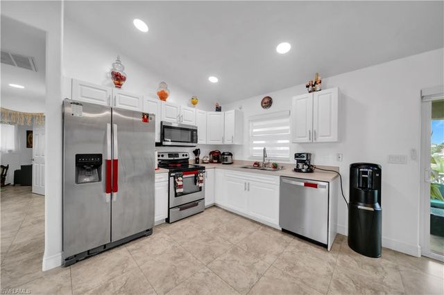 3009 30th ST W, Lehigh Acres, FL 33971