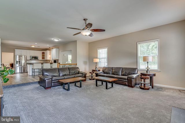 6904 N STUART RD, King George, VA 22485