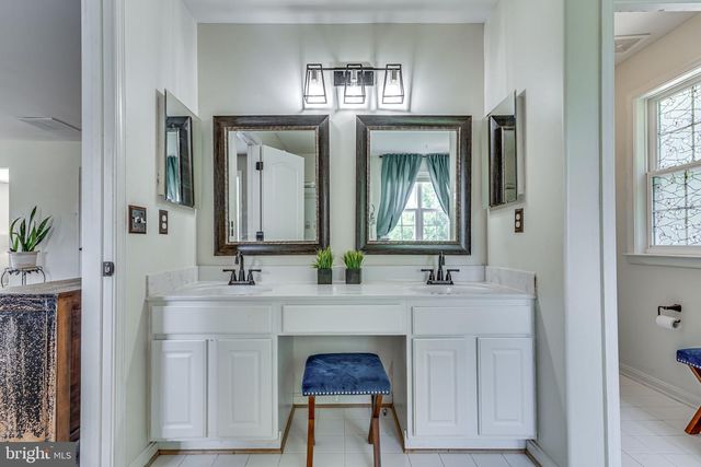 6904 N STUART RD, King George, VA 22485