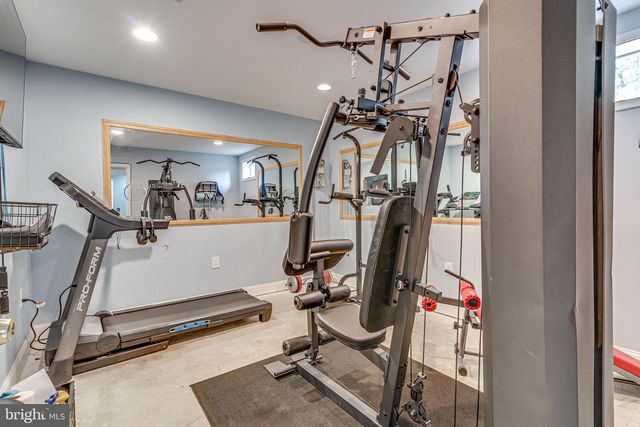 6904 N STUART RD, King George, VA 22485