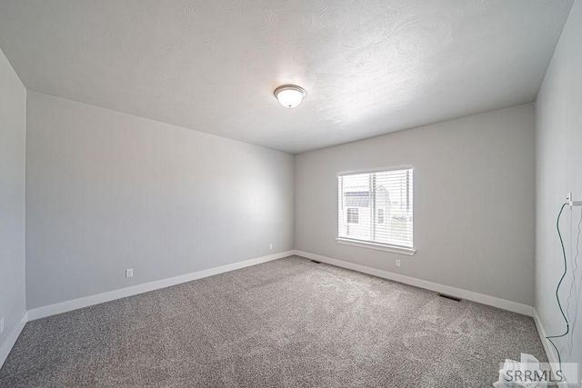 2910 E Larson Drive, Idaho Falls, ID 83401