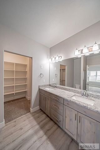 2910 E Larson Drive, Idaho Falls, ID 83401