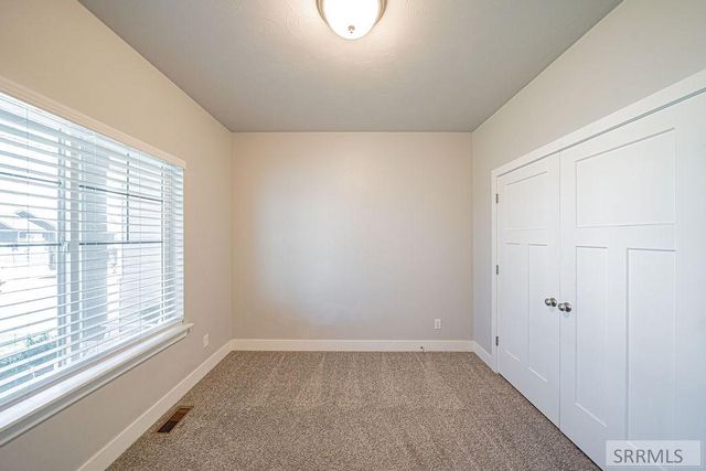 2910 E Larson Drive, Idaho Falls, ID 83401