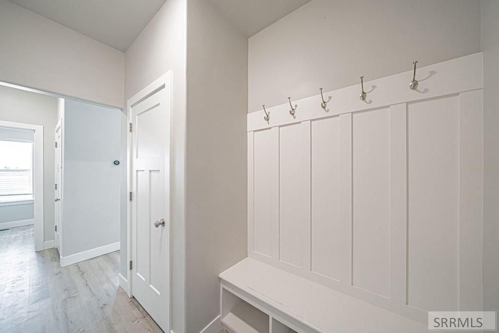 Image 18 of property listing at 2910 E Larson Drive, Idaho Falls, ID 83401