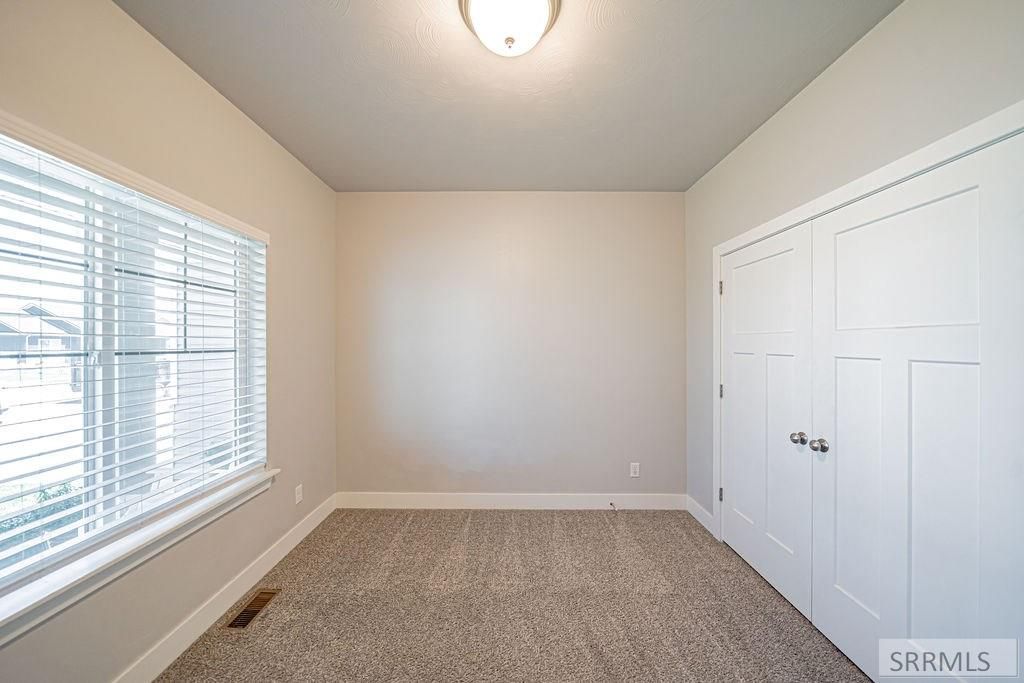 Image 19 of property listing at 2910 E Larson Drive, Idaho Falls, ID 83401