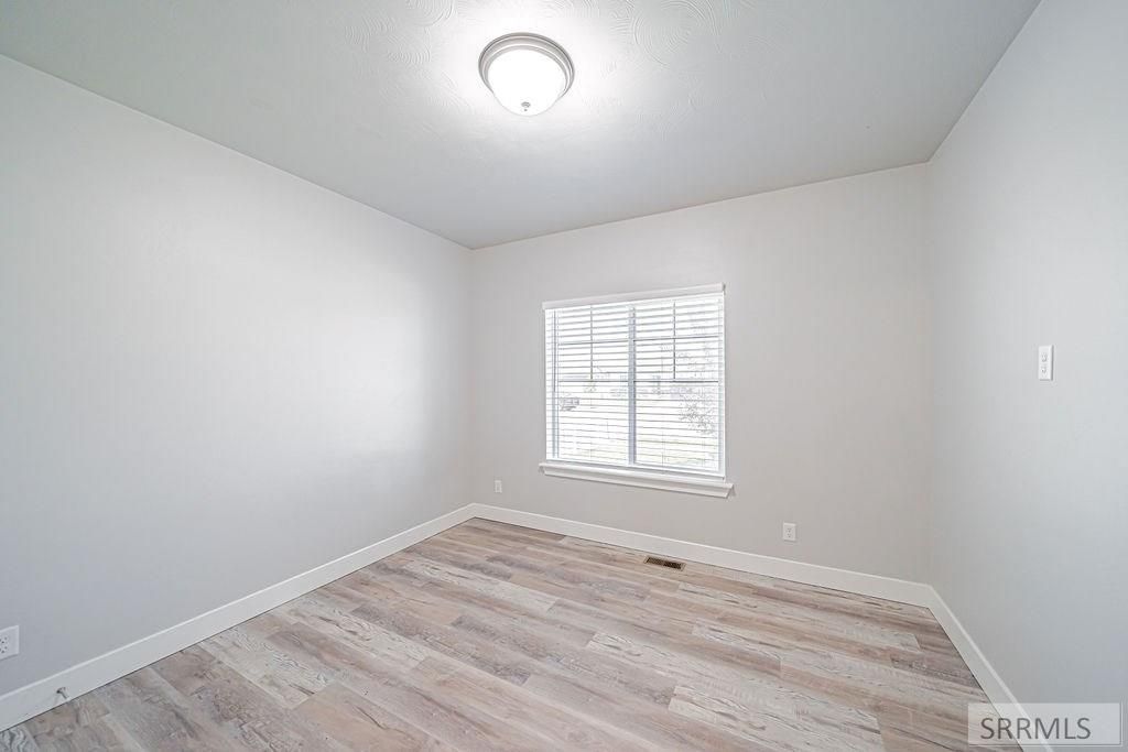 Image 29 of property listing at 2910 E Larson Drive, Idaho Falls, ID 83401