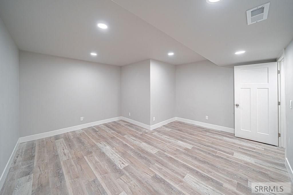 Image 30 of property listing at 2910 E Larson Drive, Idaho Falls, ID 83401