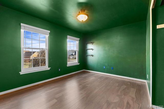 8886 Stonebridge Court, Van Buren, MI 48111