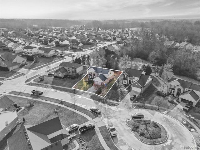 8886 Stonebridge Court, Van Buren, MI 48111