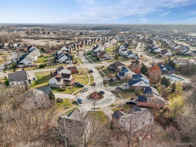 8886 Stonebridge Court, Van Buren, MI 48111