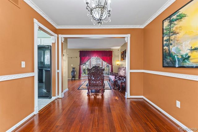 8886 Stonebridge Court, Van Buren, MI 48111