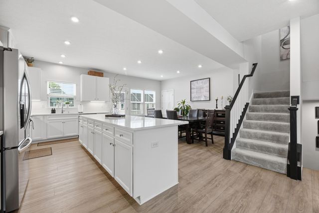 207 Via Veneto, Delaware, OH 43015