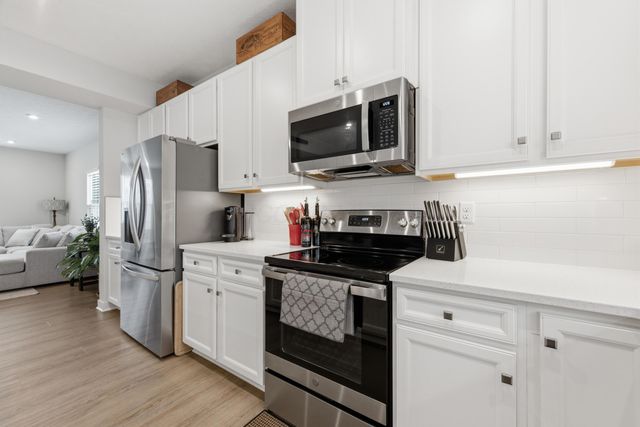 207 Via Veneto, Delaware, OH 43015