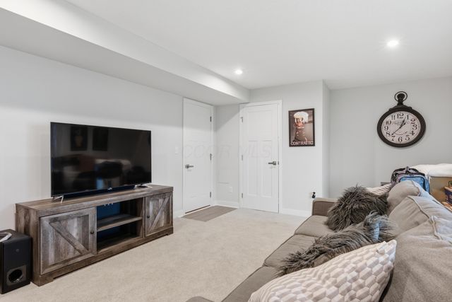 207 Via Veneto, Delaware, OH 43015