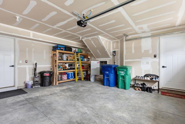 207 Via Veneto, Delaware, OH 43015