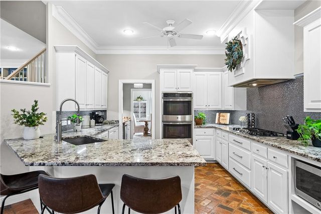 3954 Wimbledon Park, Mobile, AL 36608