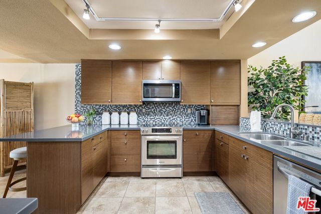 54137 Oak, La Quinta, CA 92253