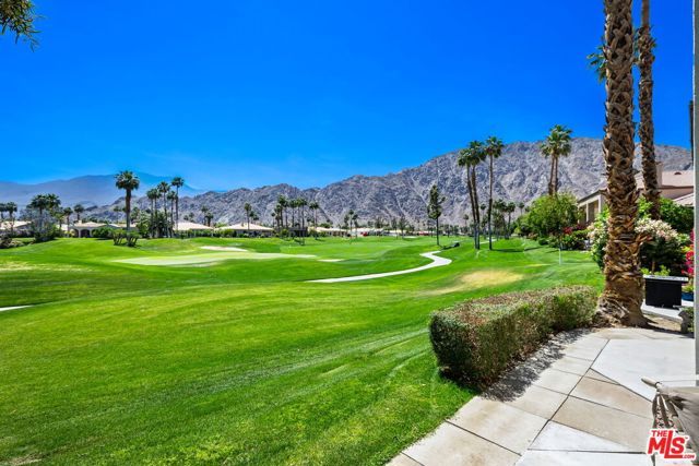 54137 Oak, La Quinta, CA 92253