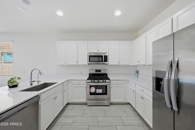 5804 N 90TH Drive, Glendale, AZ 85305