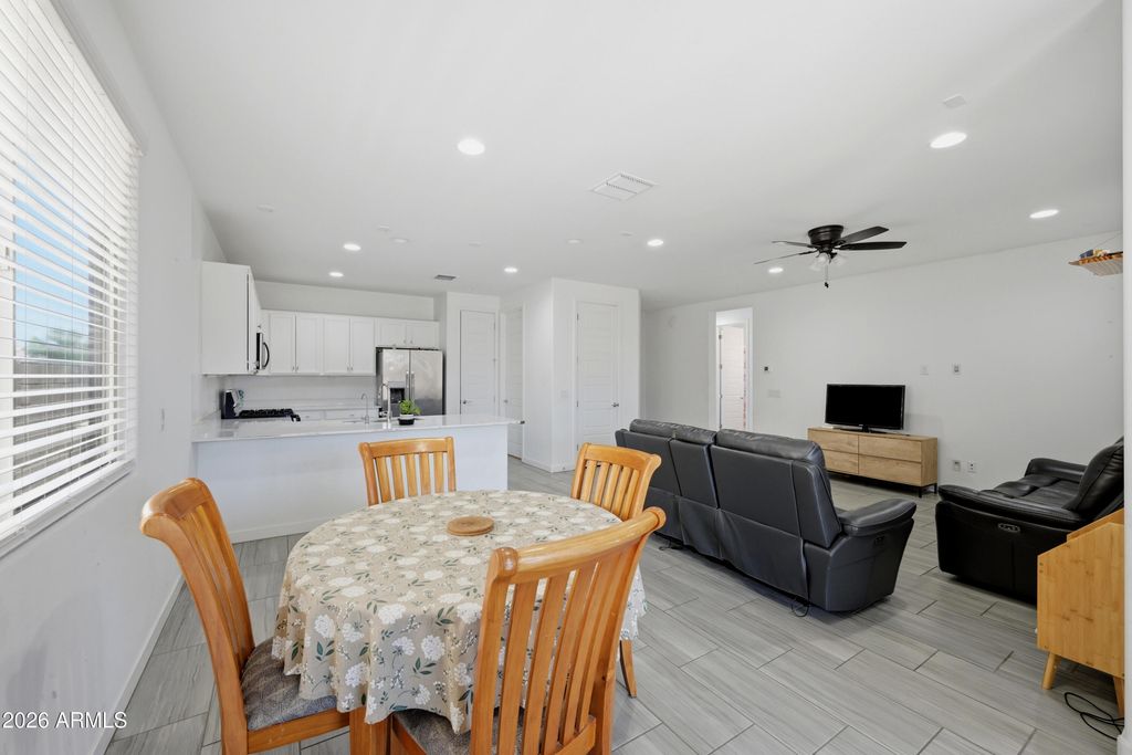 5804 N 90TH Drive, Glendale, AZ 85305 — photo 4